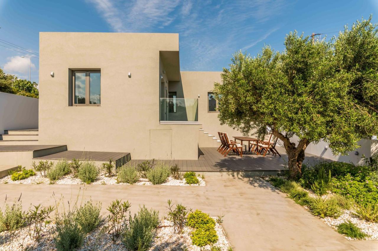 Nama Villa 250M From The Sea Makrýgialos Exterior foto